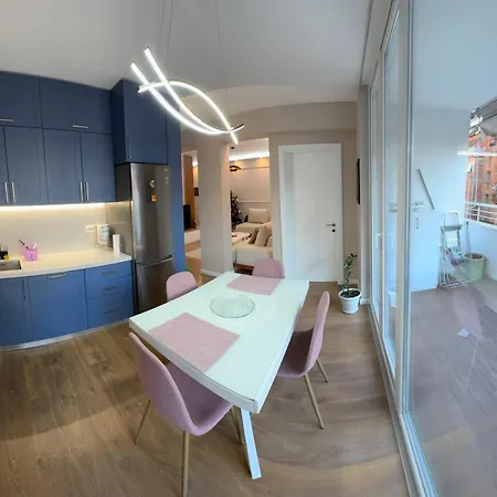 Lägenhet Jolie Center *